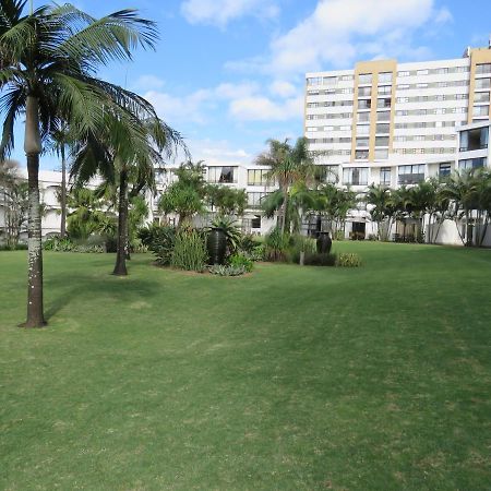Breakers Resort 130 Umhlanga Beachfront Durban Exterior photo