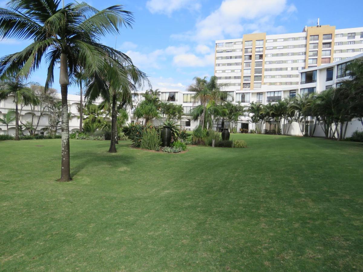 Breakers Resort 130 Umhlanga Beachfront Durban Exterior photo